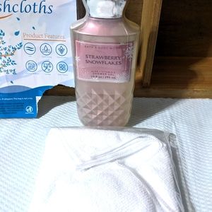 B&BW Strawberry Snowflakes Shower Gel Bath & Body Works + 4 Washcloths